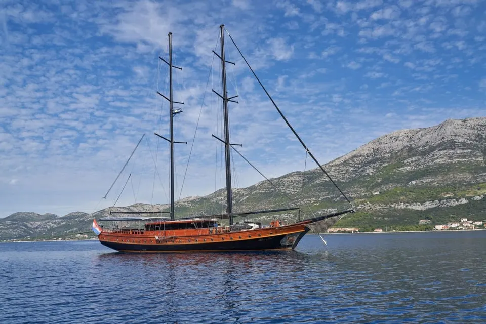 STELLA MARIS