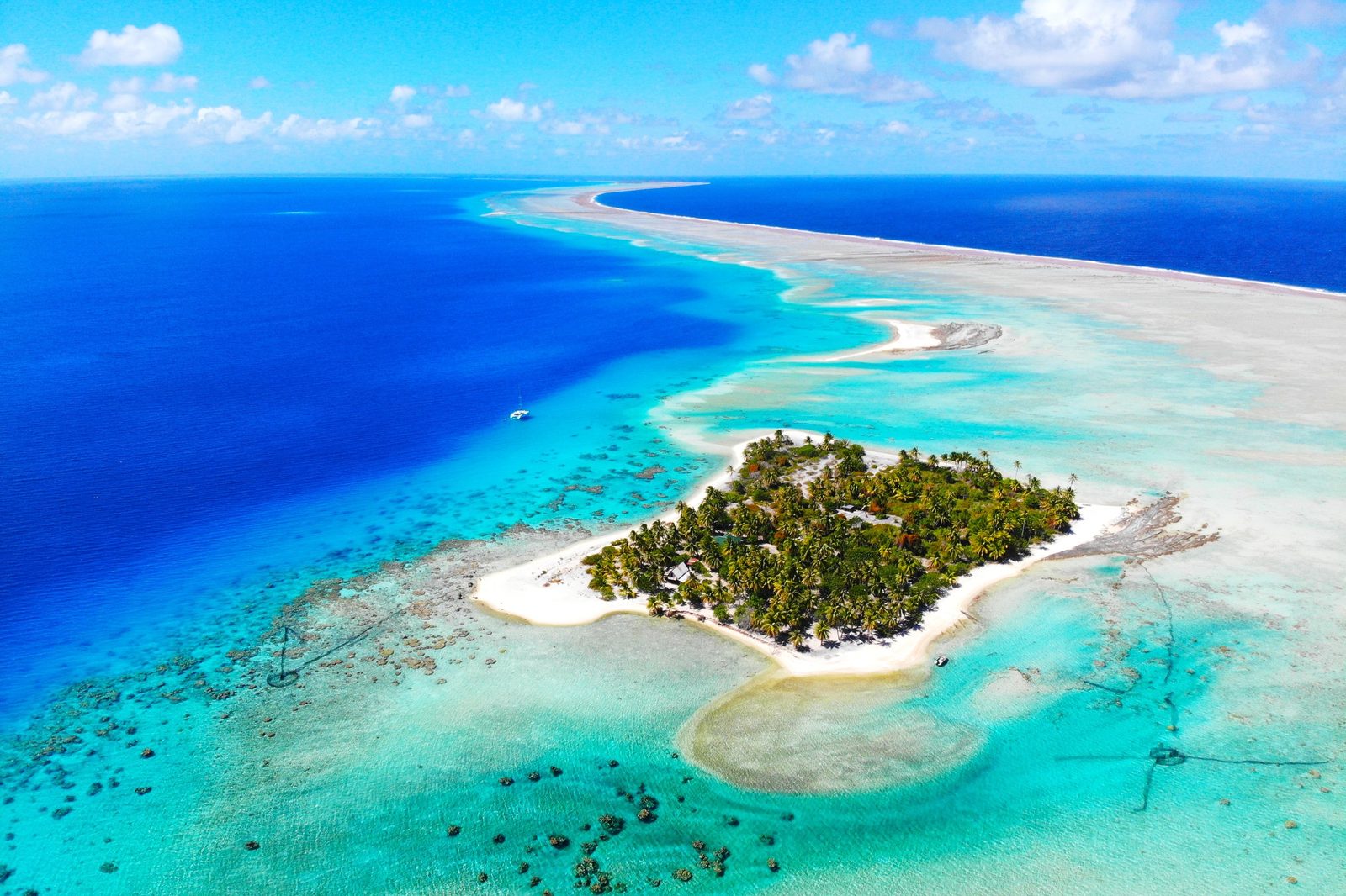 Apataki — Fakarava → Rangiroa