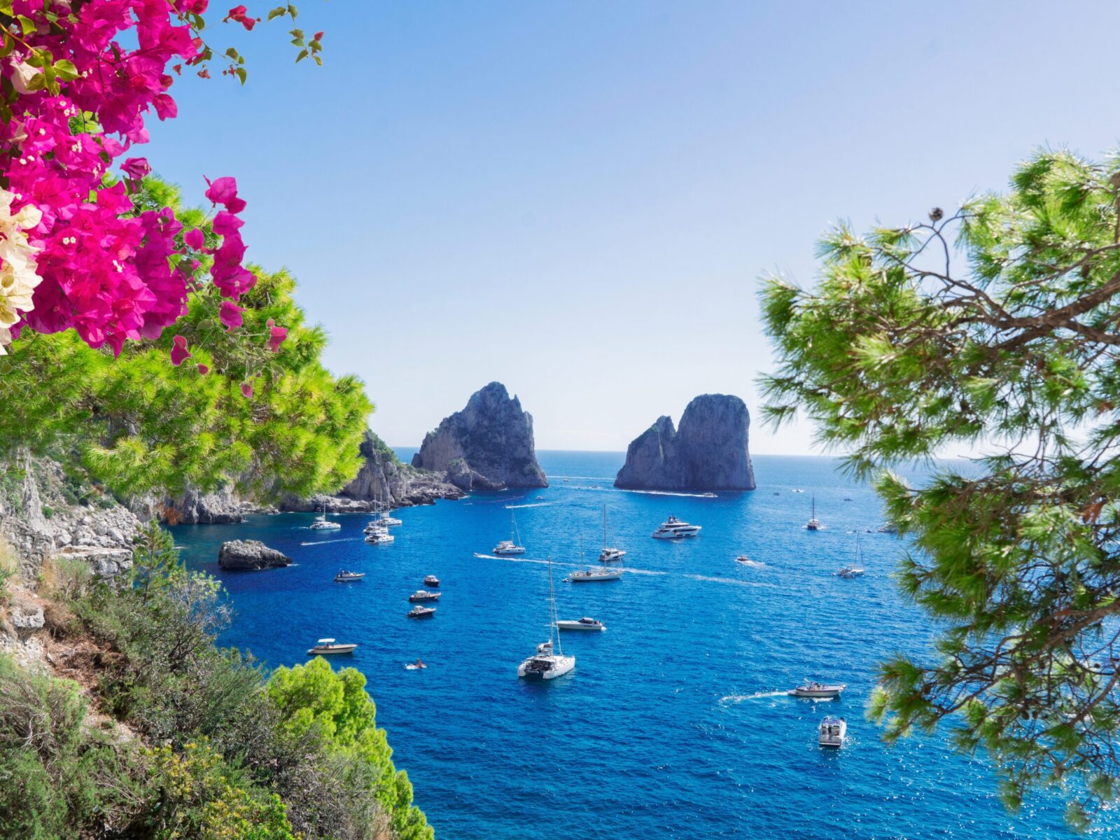 Famous,Faraglioni,Cliffs,And,Capri,Island,Coast,,Italy,,Retro,Toned