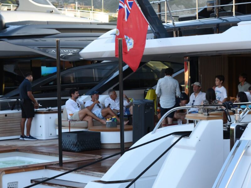 Porto,Cervo,,Arzachena,,Italy.,July,22,,2025.,People,Eating,Italian